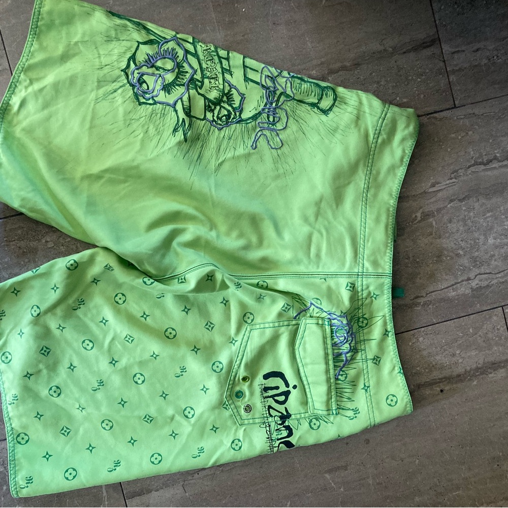 Ripzone Green Graphic Shorts